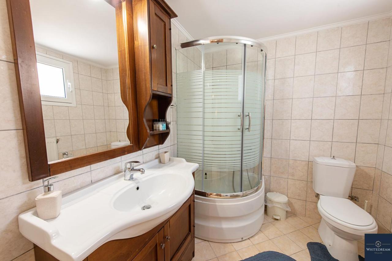 Villa Pine Forest Kompítsion Екстериор снимка